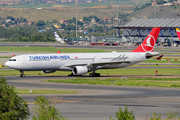 Turkish Airlines Airbus A330-303 (TC-JOH) at  Madrid - Barajas, Spain