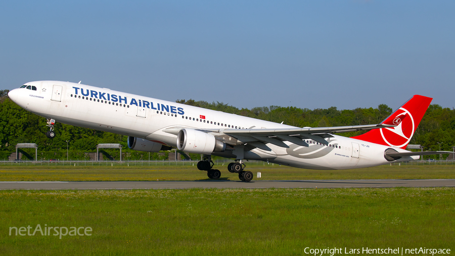 Turkish Airlines Airbus A330-303 (TC-JOI) | Photo 449983