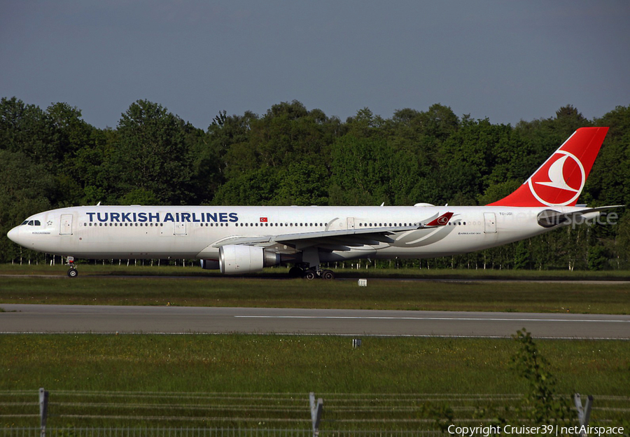 Turkish Airlines Airbus A330-303 (TC-JOI) | Photo 469686