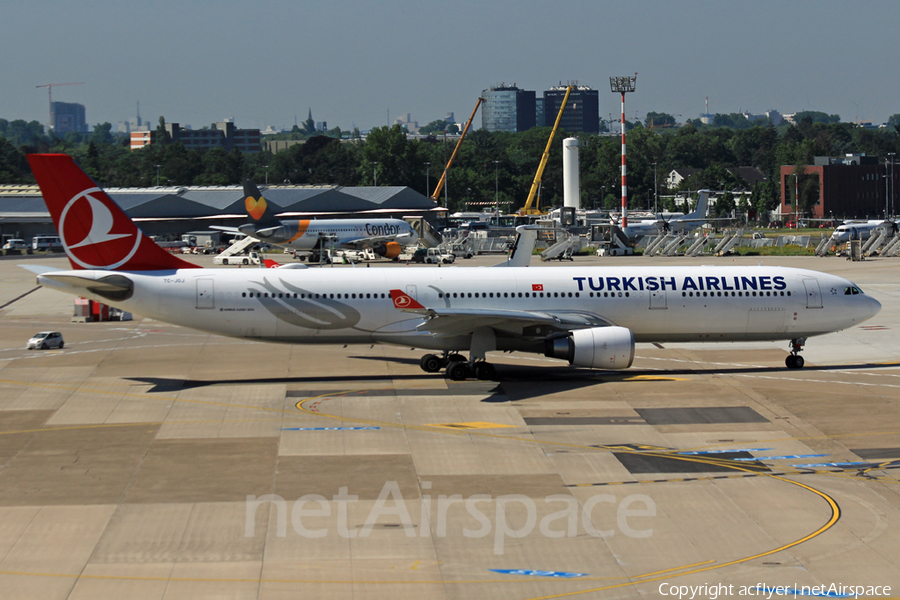 Turkish Airlines Airbus A330-303 (TC-JOJ) | Photo 340014