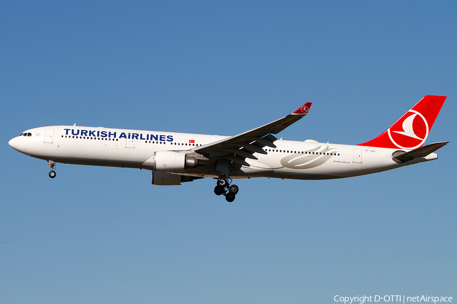 Turkish Airlines Airbus A330-303 (TC-JOJ) | Photo 266938