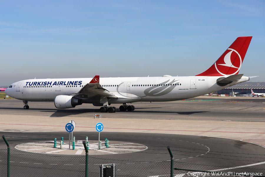 Turkish Airlines Airbus A330-303 (TC-JOK) | Photo 681545