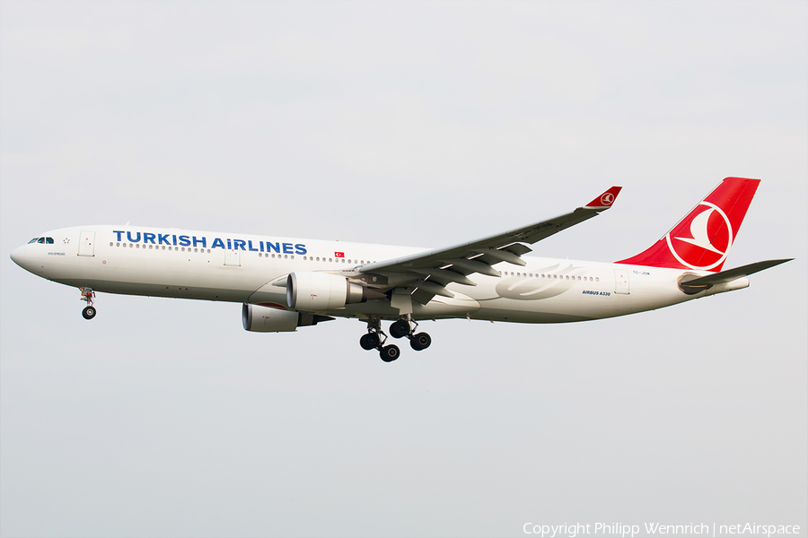 Turkish Airlines Airbus A330-302X (TC-JOM) | Photo 267345