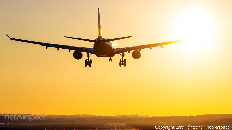 Turkish Airlines Airbus A330-302X (TC-JOM) | Photo 292118