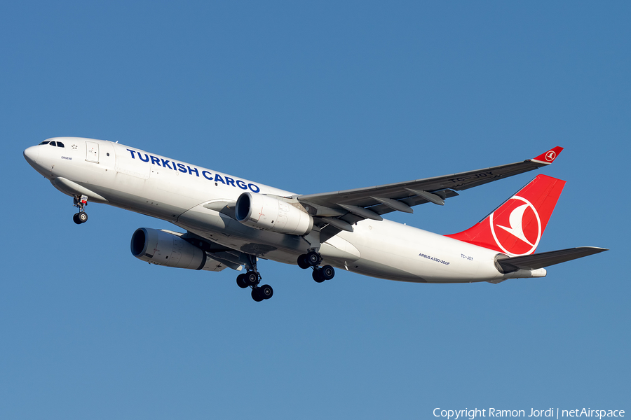Turkish Cargo Airbus A330-243F (TC-JOY) | Photo 367834