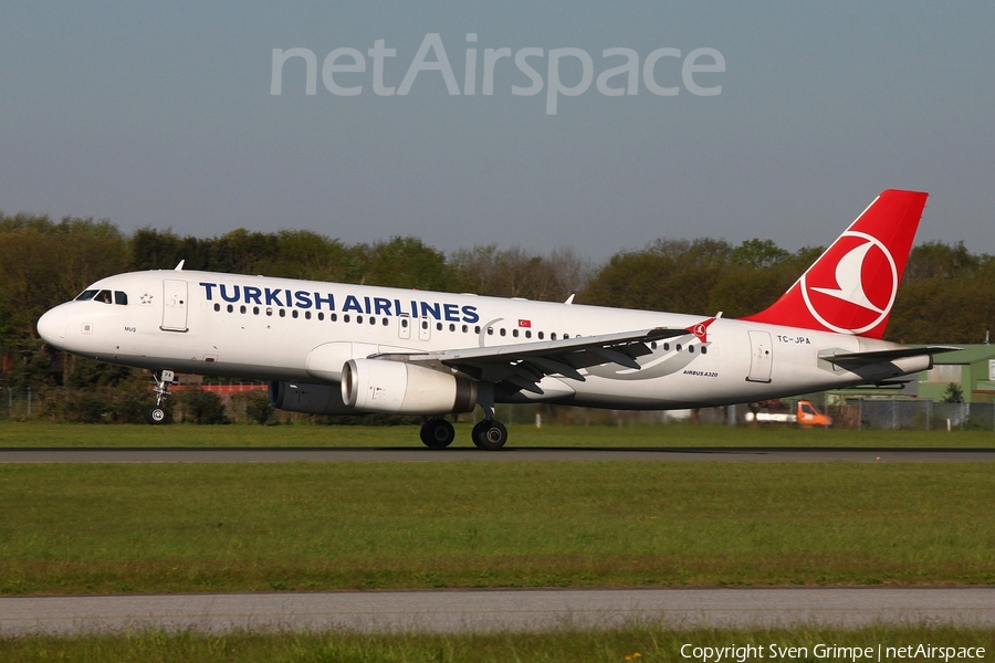 Turkish Airlines Airbus A320-232 (TC-JPA) | Photo 107690