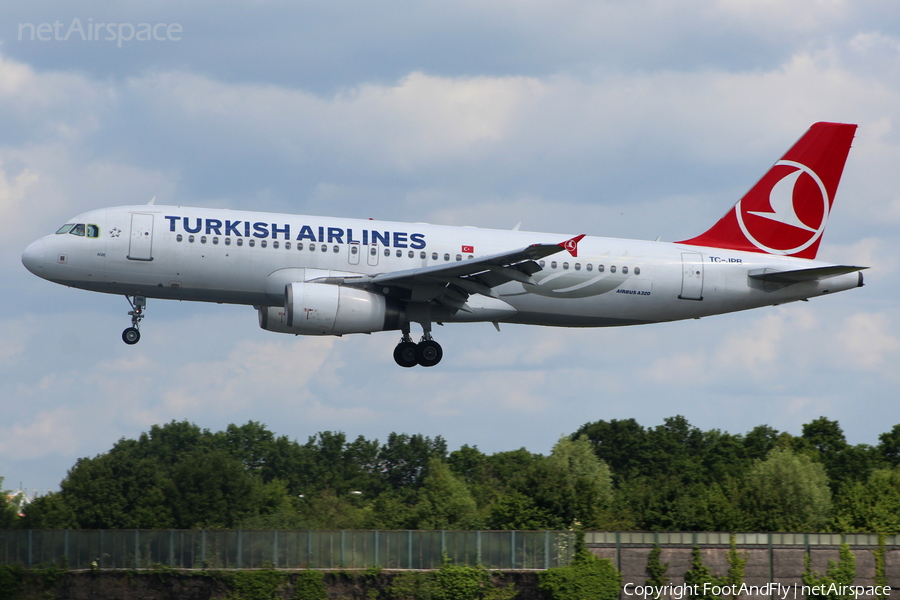 Turkish Airlines Airbus A320-232 (TC-JPB) | Photo 78180