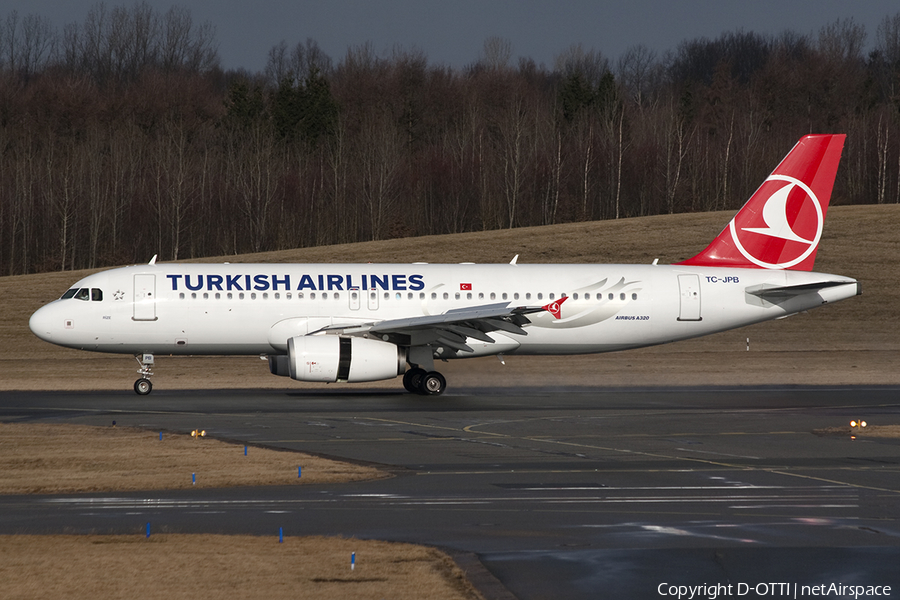 Turkish Airlines Airbus A320-232 (TC-JPB) | Photo 376069