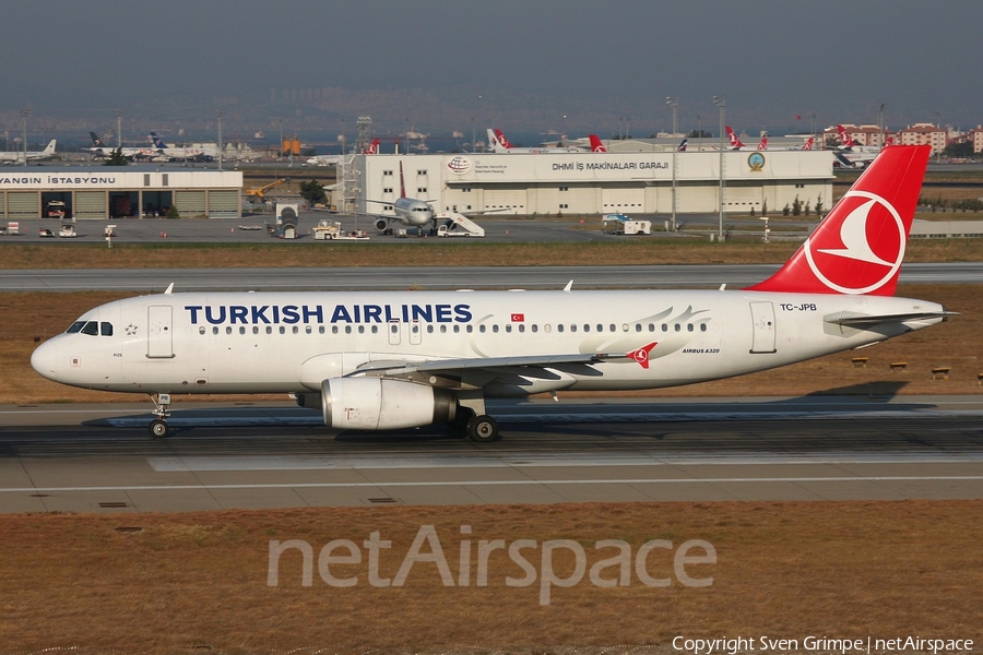 Turkish Airlines Airbus A320-232 (TC-JPB) | Photo 83146