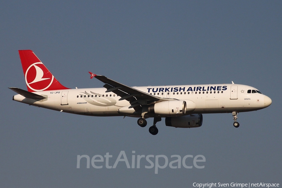 Turkish Airlines Airbus A320-232 (TC-JPD) | Photo 84183