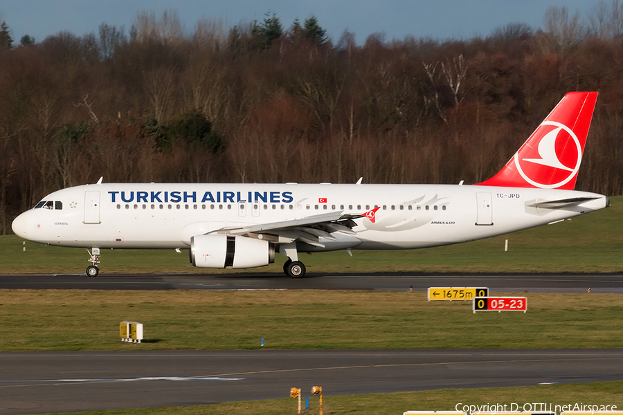 Turkish Airlines Airbus A320-232 (TC-JPD) | Photo 524362