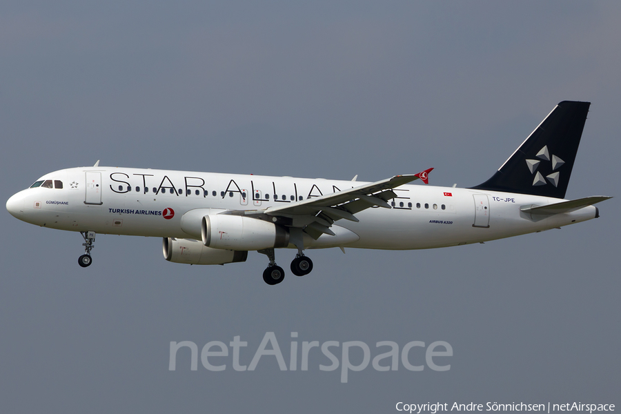 Turkish Airlines Airbus A320-232 (TC-JPE) | Photo 74804