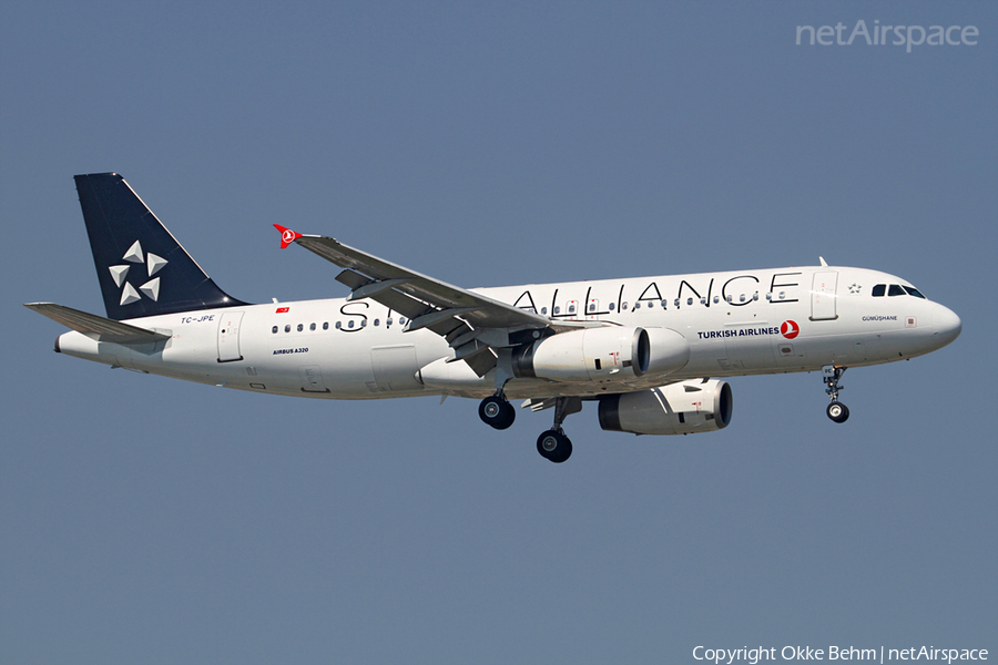 Turkish Airlines Airbus A320-232 (TC-JPE) | Photo 44047