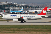 Turkish Airlines Airbus A320-232 (TC-JPE) at  Istanbul - Ataturk, Turkey