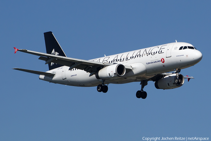 Turkish Airlines Airbus A320-232 (TC-JPE) | Photo 73828