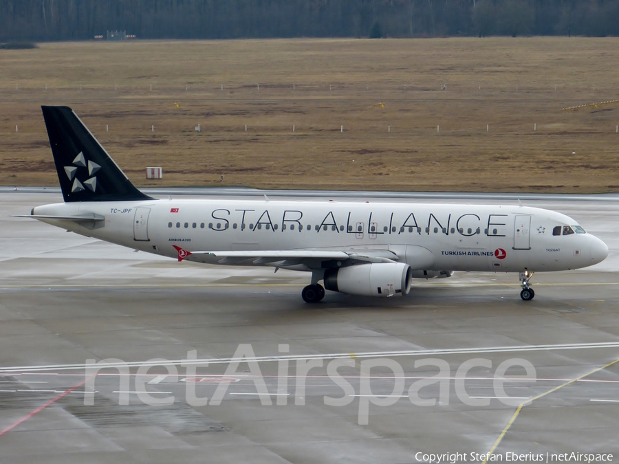 Turkish Airlines Airbus A320-232 (TC-JPF) | Photo 664770