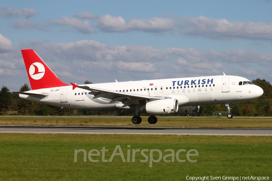Turkish Airlines Airbus A320-232 (TC-JPF) | Photo 32070