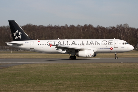 Turkish Airlines Airbus A320-232 (TC-JPF) at  Hamburg - Fuhlsbuettel (Helmut Schmidt), Germany