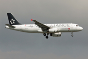 Turkish Airlines Airbus A320-232 (TC-JPF) at  Istanbul - Ataturk, Turkey