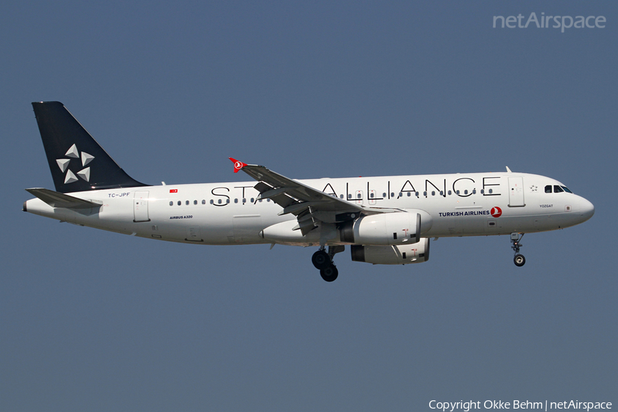 Turkish Airlines Airbus A320-232 (TC-JPF) | Photo 44048