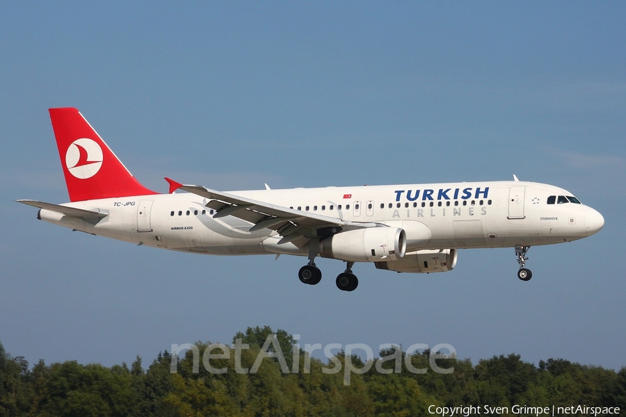 Turkish Airlines Airbus A320-232 (TC-JPG) | Photo 32427