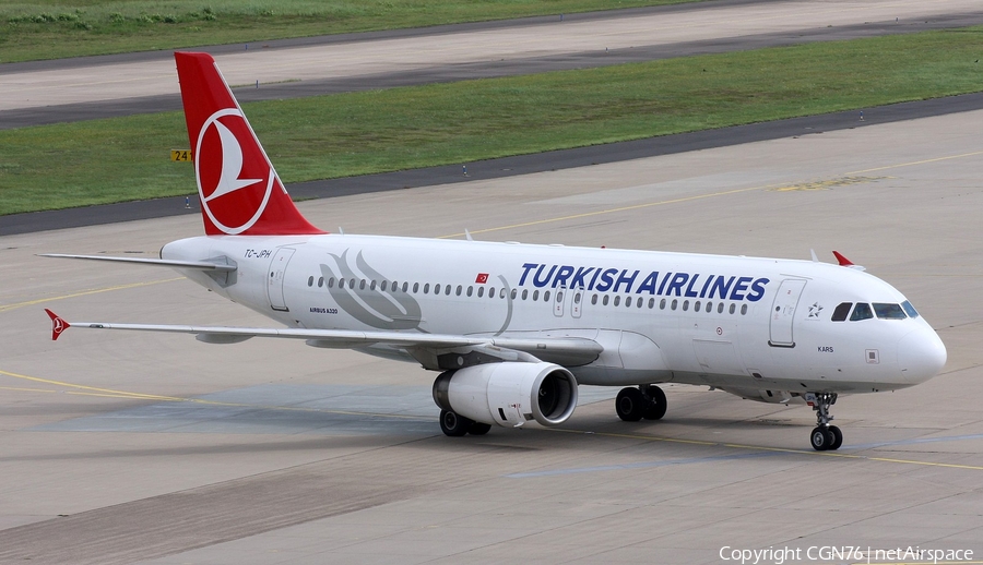 Turkish Airlines Airbus A320-232 (TC-JPH) | Photo 468607