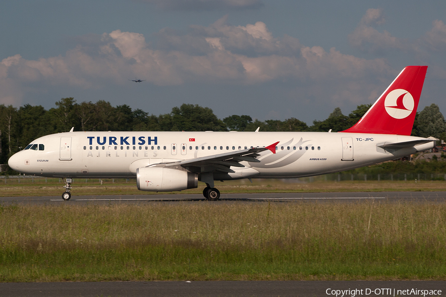 Turkish Airlines Airbus A320-232 (TC-JPH) | Photo 201363