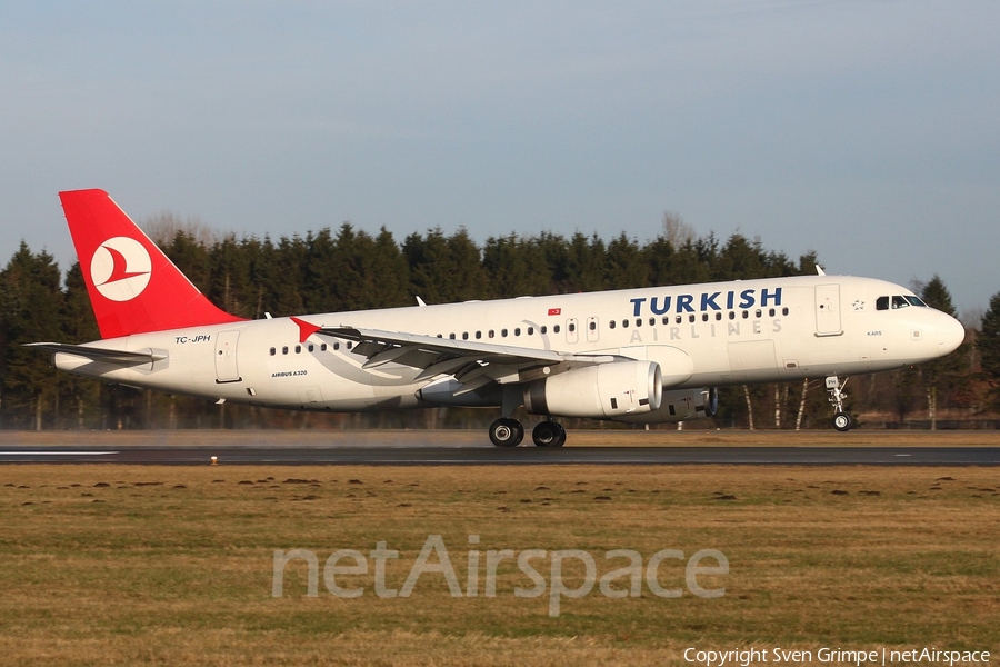 Turkish Airlines Airbus A320-232 (TC-JPH) | Photo 38432