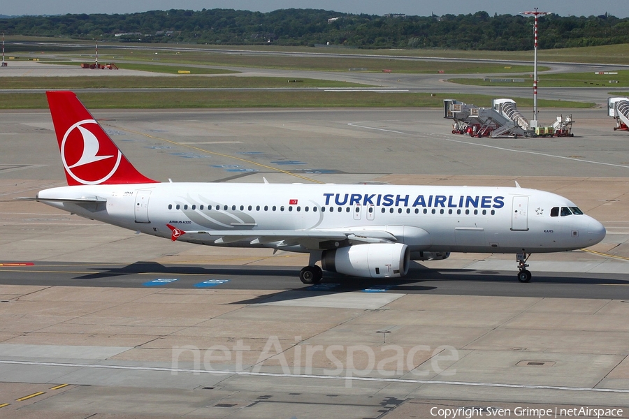 Turkish Airlines Airbus A320-232 (TC-JPH) | Photo 50282