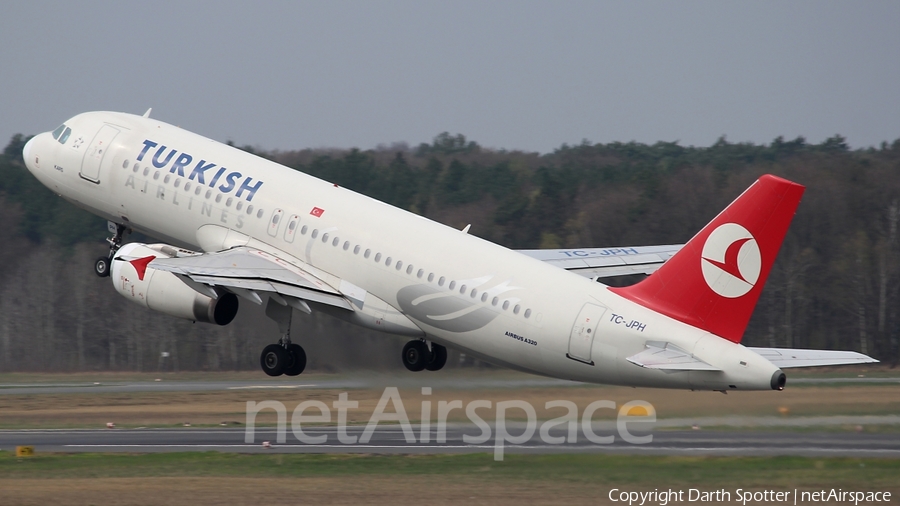 Turkish Airlines Airbus A320-232 (TC-JPH) | Photo 209785