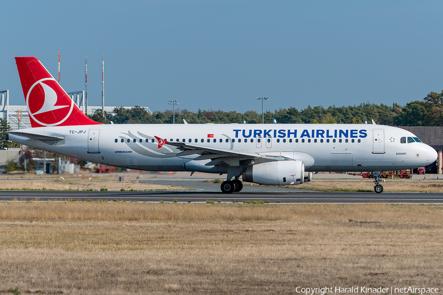 Turkish Airlines Airbus A320-232 (TC-JPJ) | Photo 295486