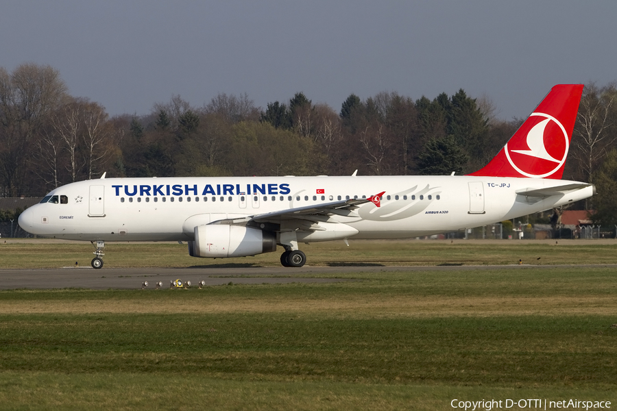 Turkish Airlines Airbus A320-232 (TC-JPJ) | Photo 435231