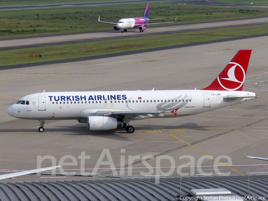 Turkish Airlines Airbus A320-232 (TC-JPK) | Photo 471557