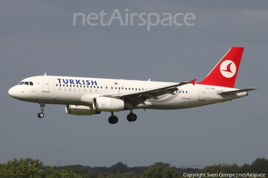 Turkish Airlines Airbus A320-232 (TC-JPK) | Photo 441056