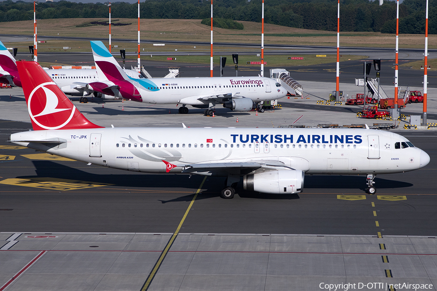 Turkish Airlines Airbus A320-232 (TC-JPK) | Photo 513782
