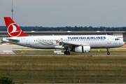 Turkish Airlines Airbus A320-232 (TC-JPL) at  Stuttgart, Germany