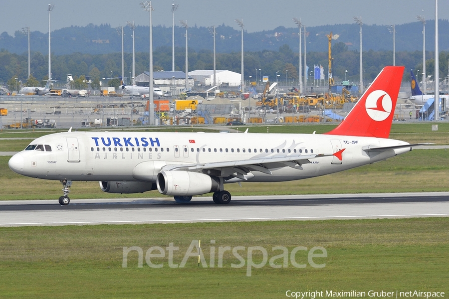 Turkish Airlines Airbus A320-232 (TC-JPN) | Photo 112287