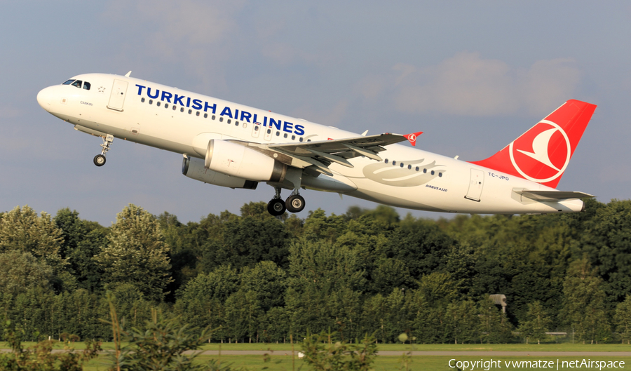 Turkish Airlines Airbus A320-232 (TC-JPO) | Photo 180179