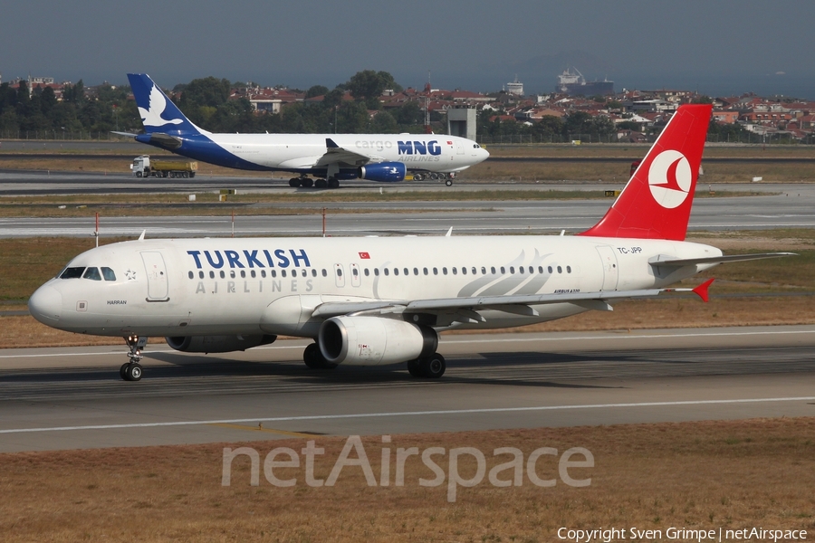 Turkish Airlines Airbus A320-232 (TC-JPP) | Photo 441536