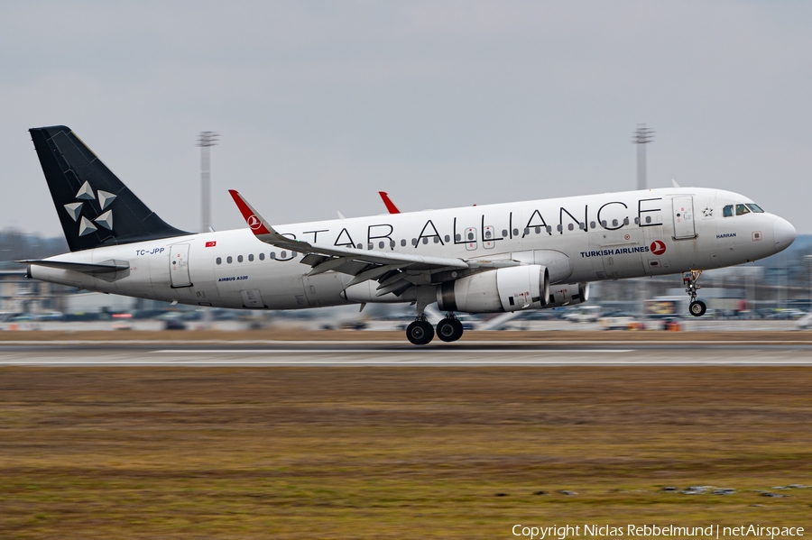 Turkish Airlines Airbus A320-232 (TC-JPP) | Photo 665000