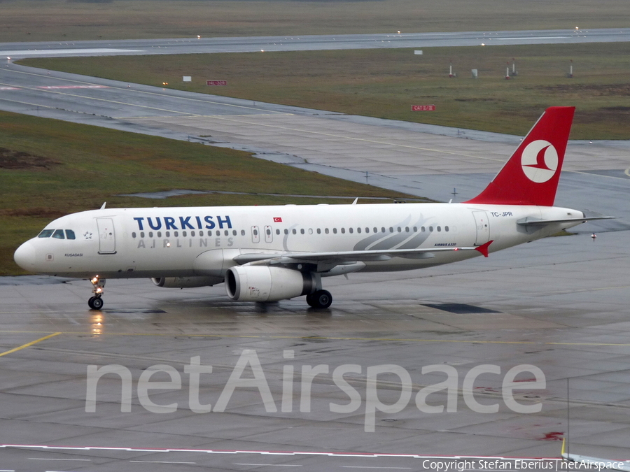 Turkish Airlines Airbus A320-232 (TC-JPR) | Photo 491624