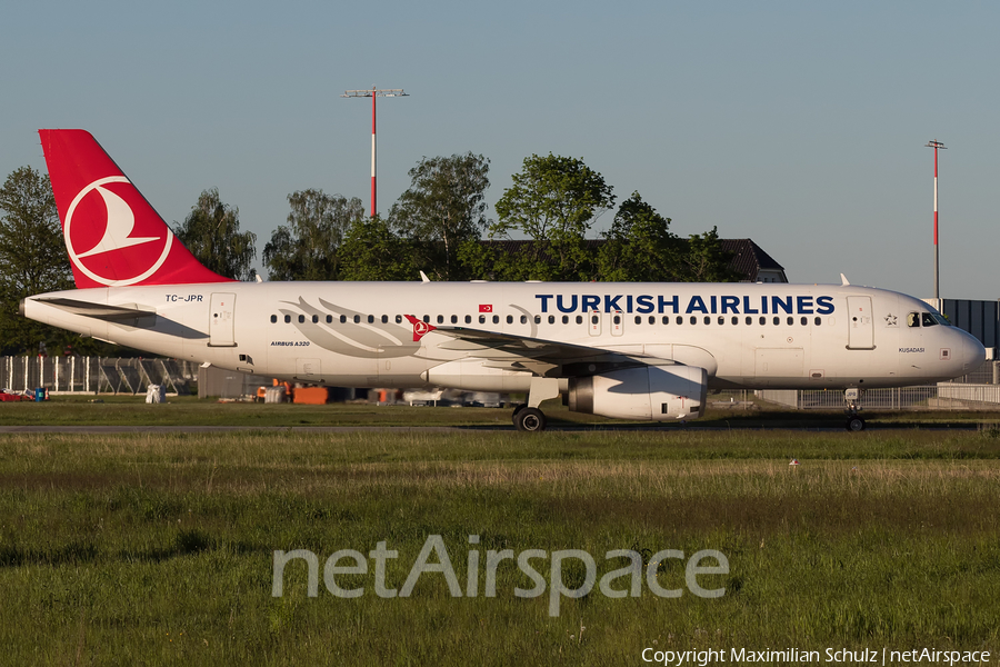 Turkish Airlines Airbus A320-232 (TC-JPR) | Photo 247156