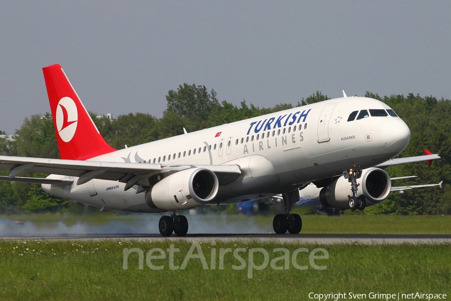 Turkish Airlines Airbus A320-232 (TC-JPR) | Photo 18213