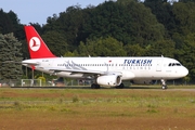 Turkish Airlines Airbus A320-232 (TC-JPR) at  Hamburg - Fuhlsbuettel (Helmut Schmidt), Germany