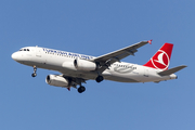 Turkish Airlines Airbus A320-232 (TC-JPR) at  Luqa - Malta International, Malta