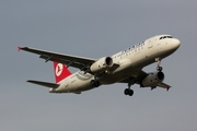 Turkish Airlines Airbus A320-232 (TC-JPT) at  Hamburg - Fuhlsbuettel (Helmut Schmidt), Germany