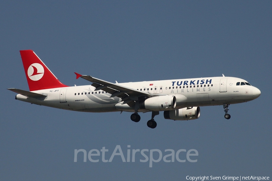 Turkish Airlines Airbus A320-232 (TC-JPT) | Photo 85748