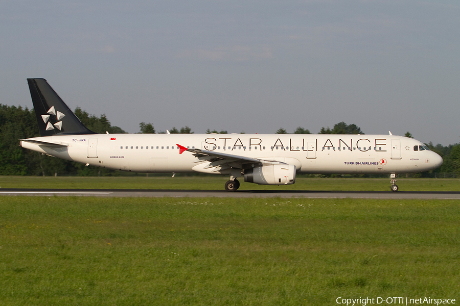 Turkish Airlines Airbus A321-232 (TC-JRA) | Photo 383915