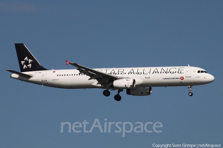 Turkish Airlines Airbus A321-232 (TC-JRA) | Photo 271056