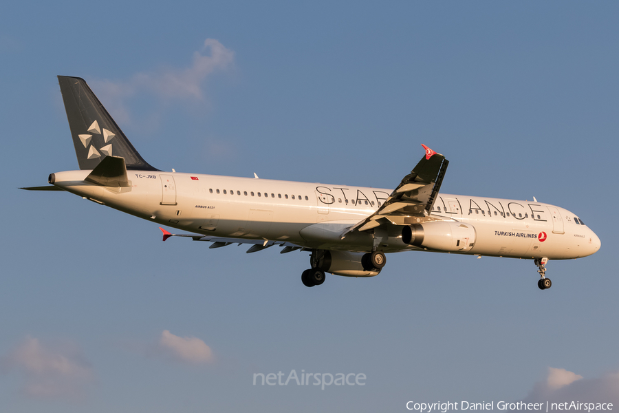 Turkish Airlines Airbus A321-231 (TC-JRB) | Photo 116780